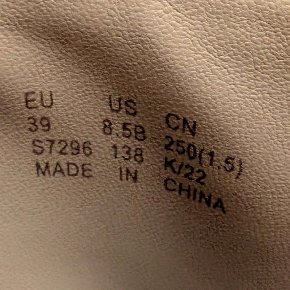 Stuart Weitzman McKenzee Cornflower Blue Combat Boot.... Size 8.5 - Picture 10 of 10